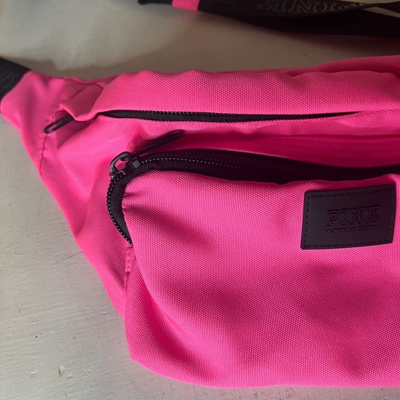 PINK Victorias Secret Pink Black Fanny Pack Belt Bag Athleisure Barbiecore - Picture 4 of 6